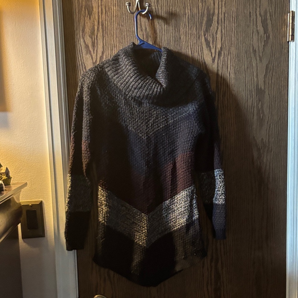 Elegant Chevron Turtleneck Sweater